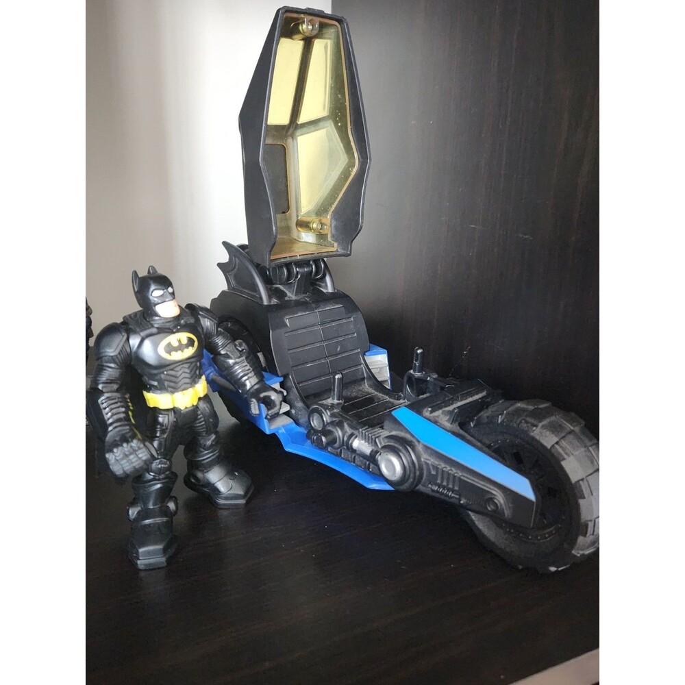 Fisher-Price Imaginext DC Super Friends Batman Dragster Vehicle Blue Black 2010